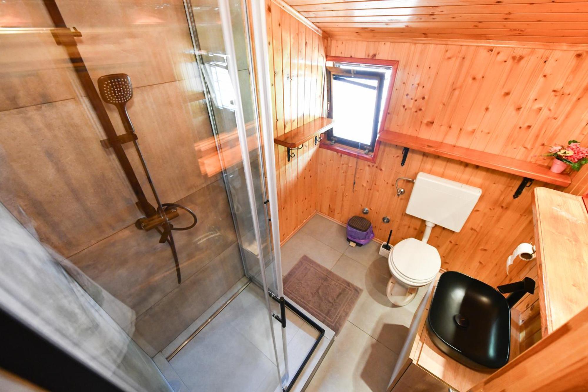 Guest House Martin Korana Экстерьер фото