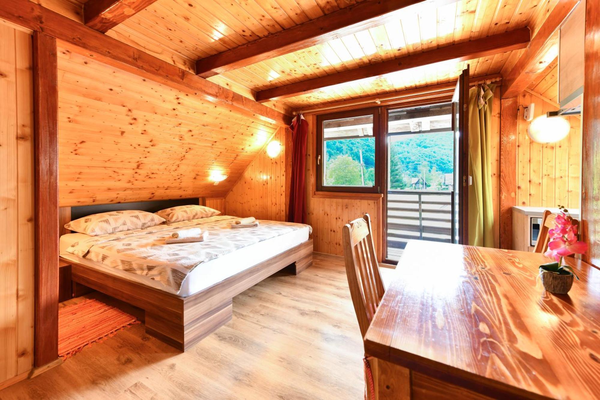Guest House Martin Korana Экстерьер фото